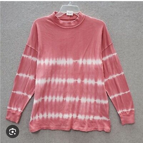 Tops - VS Pink l/s tie dye pink colored tunic. Good condition and well cared for.